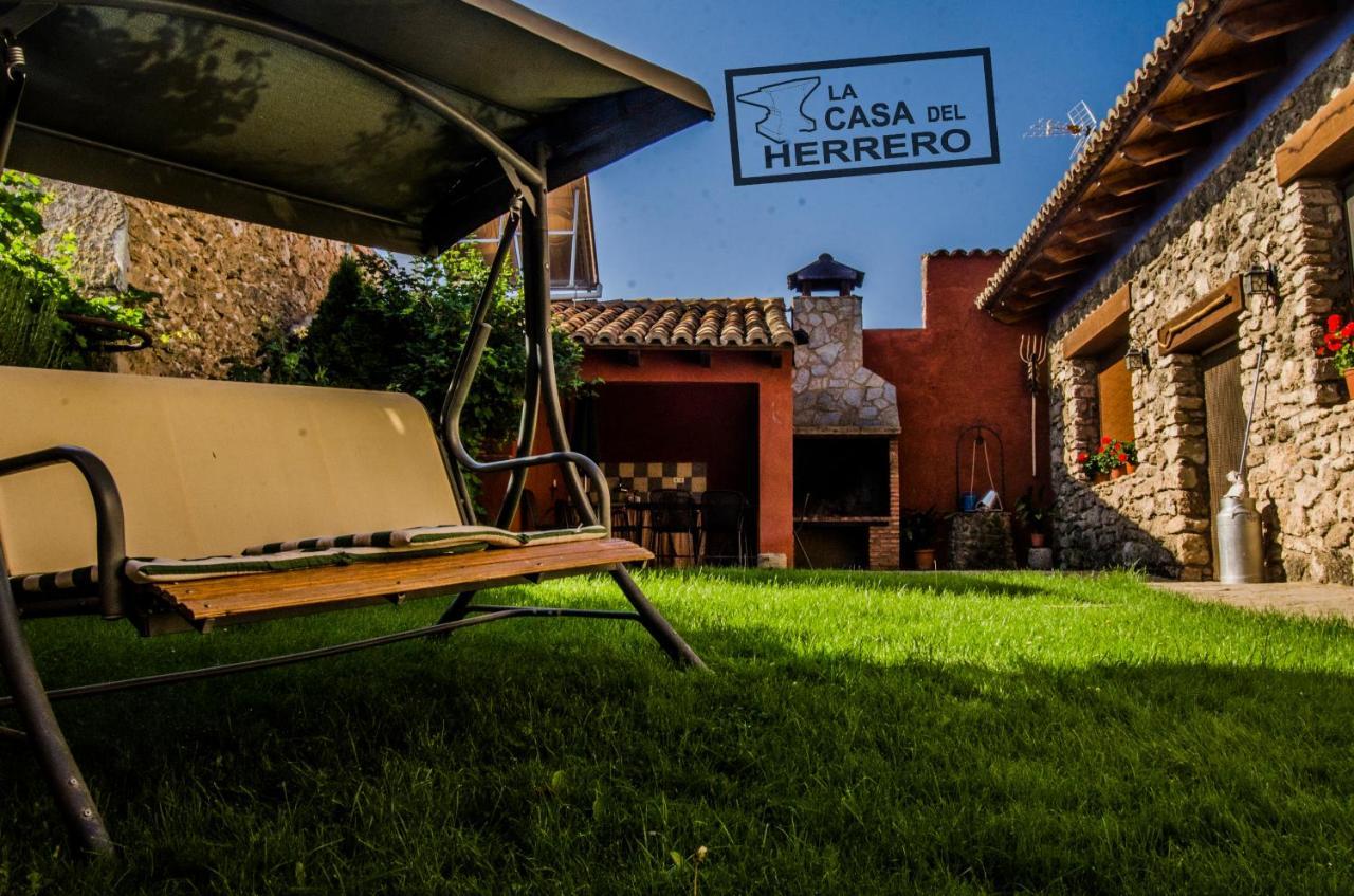 La Casa Del Herrero El Poyo Exterior photo