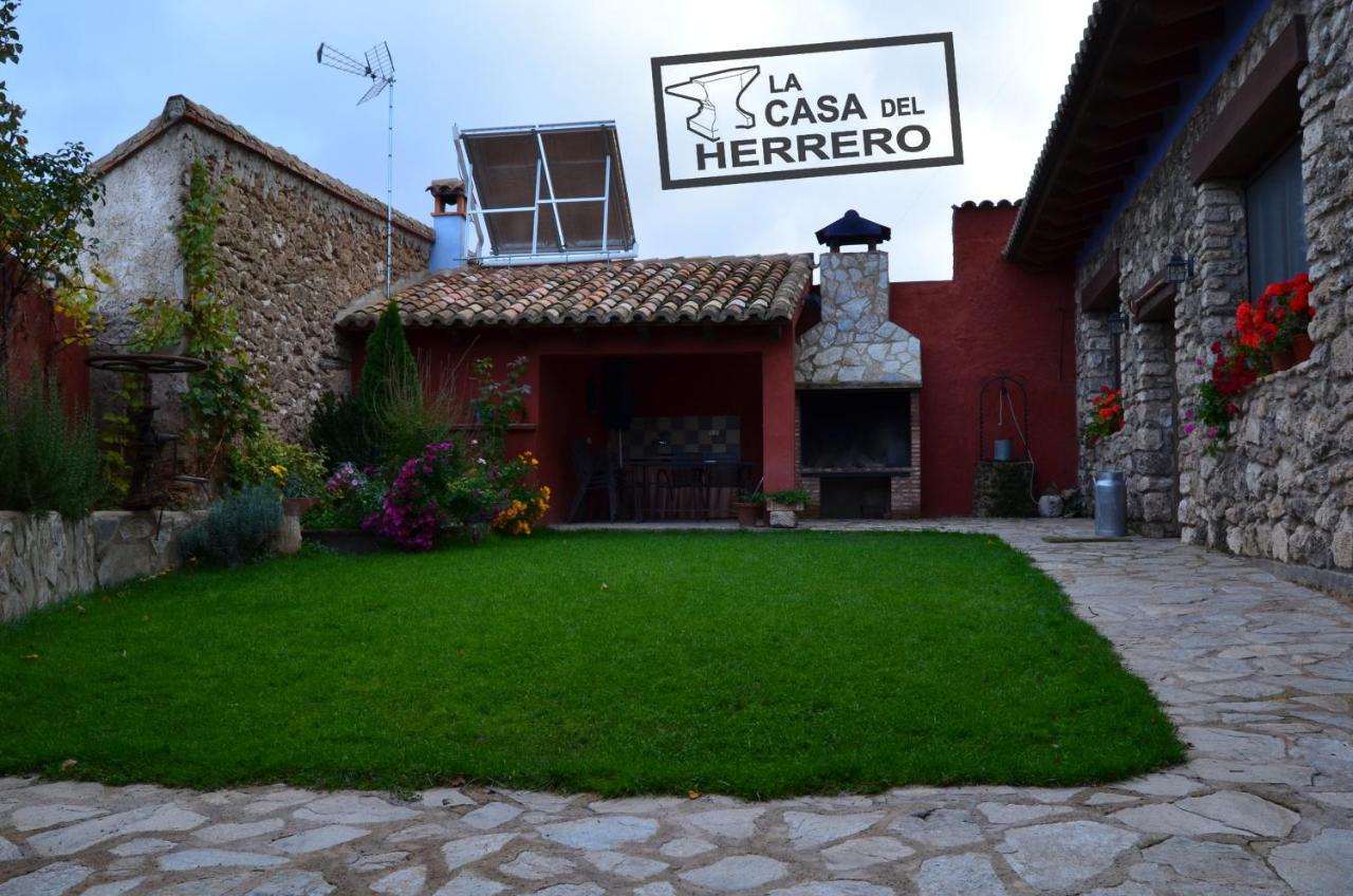 La Casa Del Herrero El Poyo Exterior photo